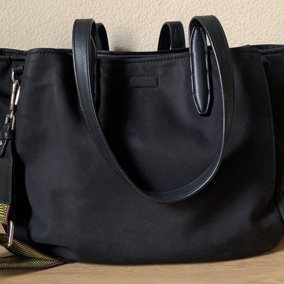 Calvin Klein Millie Novelty Tote - Picture 5 of 5